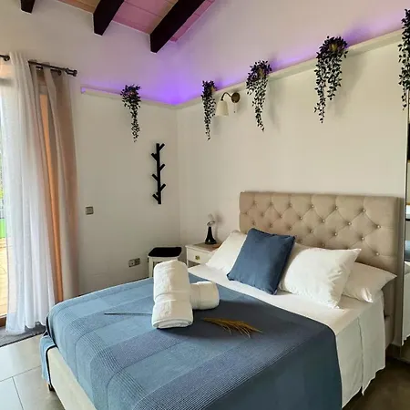 Nimaf Ferienhaus *