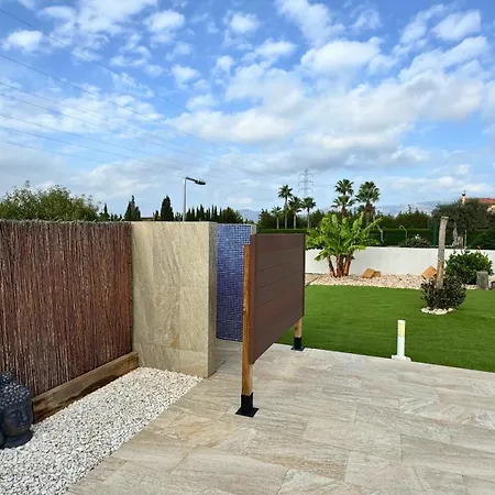 Nimaf Holiday home *